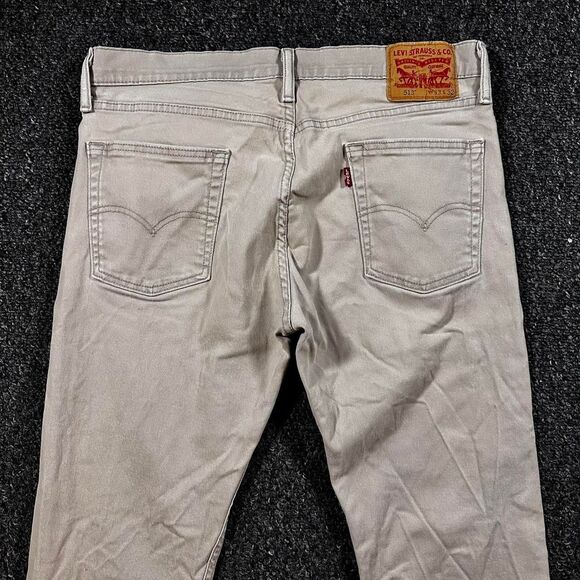 Levi's Other - Levi's 513 Chino Men’s W33 L32 Beige Cotton Slim Straight Casual Workwear